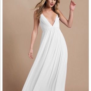 Long white dress!